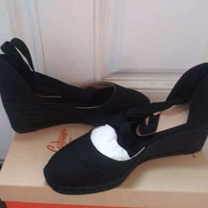 Castaner lace up wedges